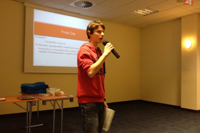 Ilustračný obrázok k článku Lákavé podujatie pre mladých aj širokú verejnosť: Vyskúšajte si prácu novinára na vlastnej koži!